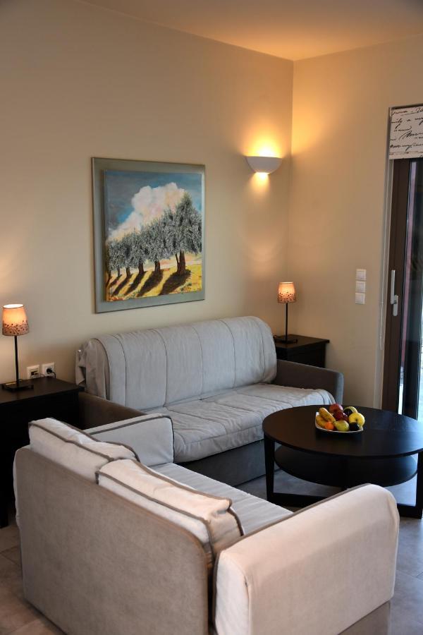 Ελιάδες - Eliades Apartments Karystos  Exteriör bild