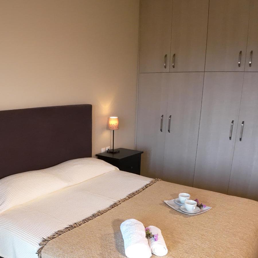 Ελιάδες - Eliades Apartments Karystos  Exteriör bild