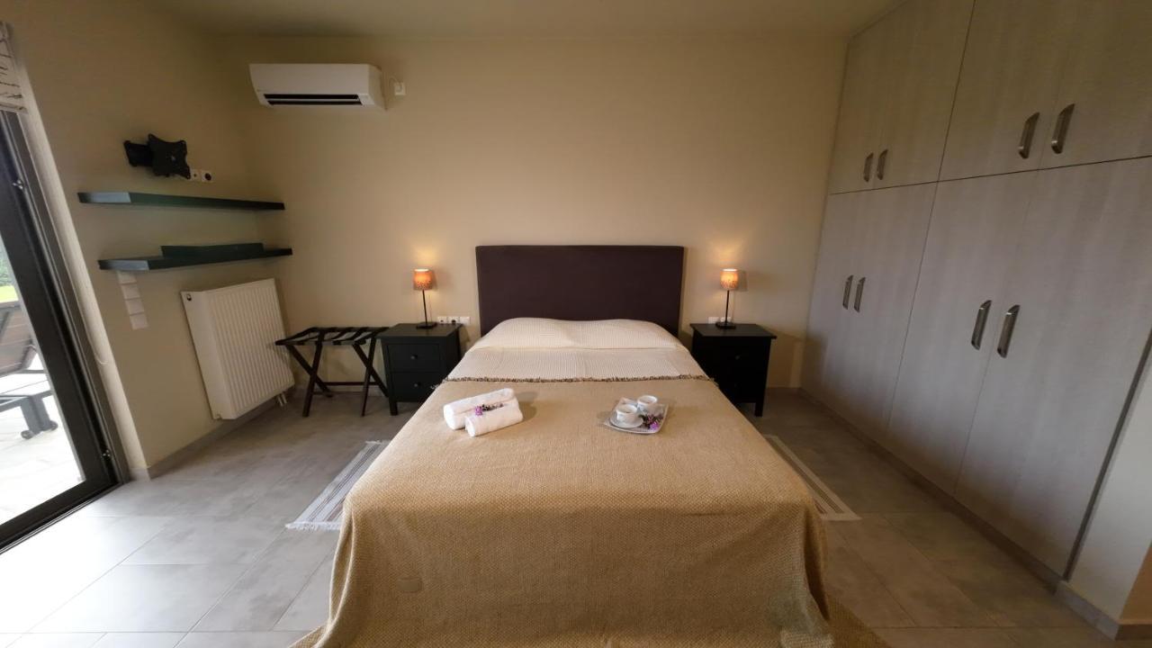 Ελιάδες - Eliades Apartments Karystos  Exteriör bild