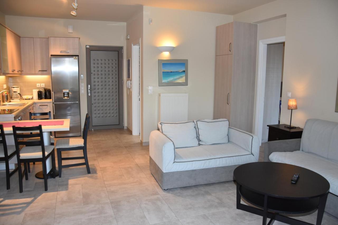 Ελιάδες - Eliades Apartments Karystos  Exteriör bild