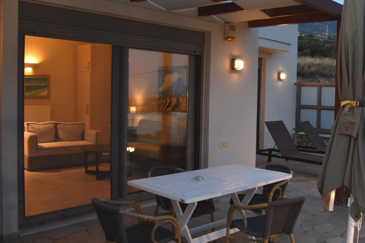 Ελιάδες - Eliades Apartments Karystos  Exteriör bild